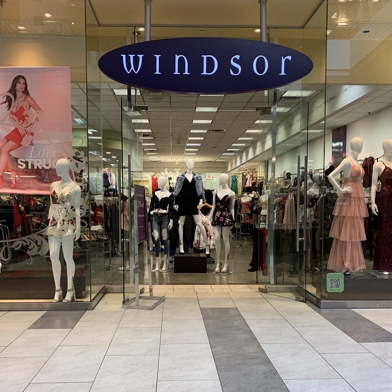Fashion Nova Alternatives: 10 Stores To Shop For Trendy Clothing 11 Fashion Nova Alternatives: 10 Stores to Shop for Trendy Clothing