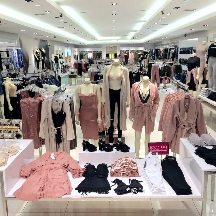 Fashion Nova Alternatives: 10 Stores To Shop For Trendy Clothing 2 Fashion Nova Alternatives: 10 Stores to Shop for Trendy Clothing