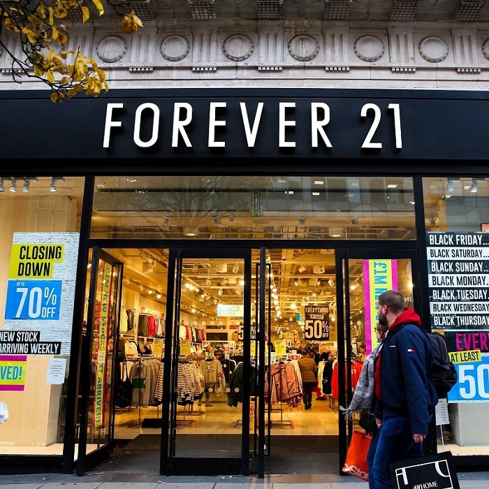 Fashion Nova Alternatives: 10 Stores To Shop For Trendy Clothing 7 Fashion Nova Alternatives: 10 Stores to Shop for Trendy Clothing