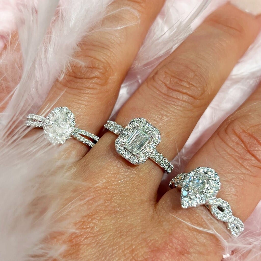 10 Best Places To Buy Engagement Rings