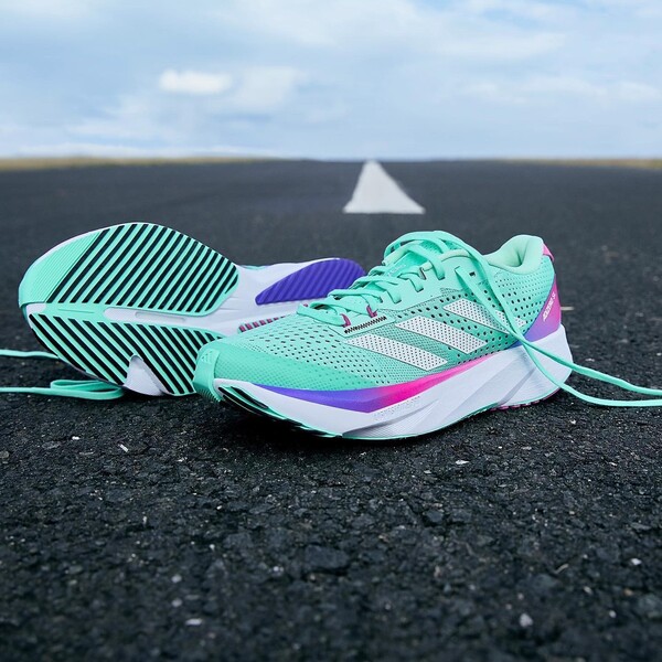 adidas vs Nike: Does One Really Outperform the Other?